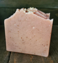 Load image into Gallery viewer, Oatmeal and Clove Artisanal Soap