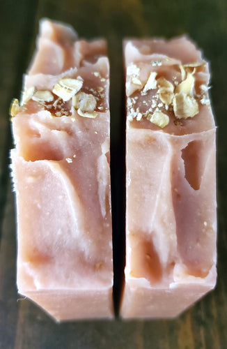 Oatmeal and Clove Artisanal Soap