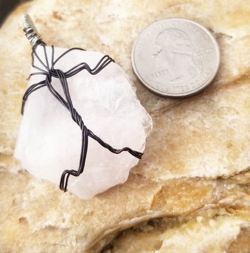 Quartz Pendant - Willowisp Apothecary 